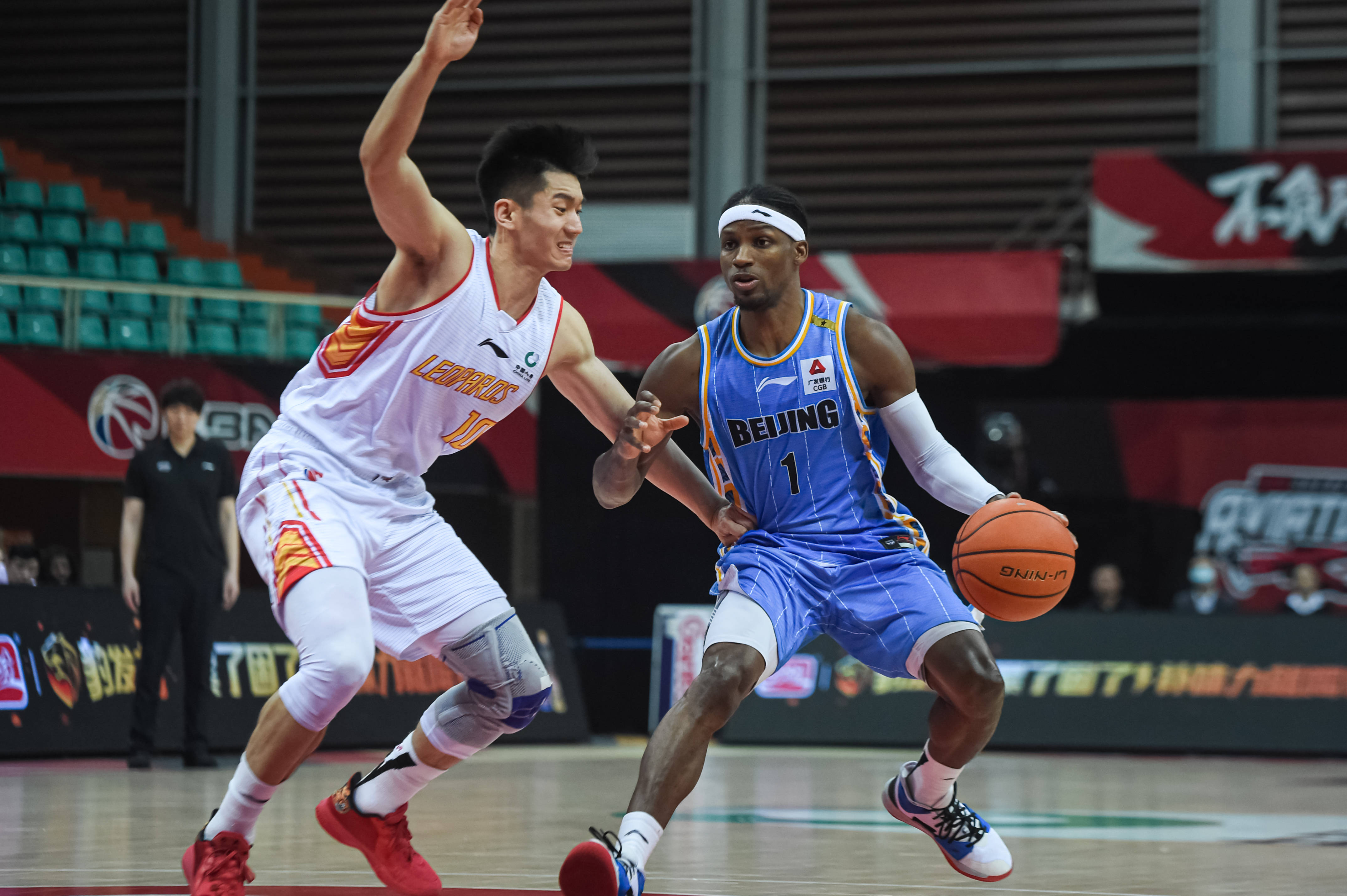 退役女运动 退役女运动