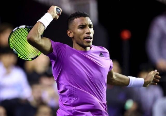 东男篮在赛 东男篮在赛